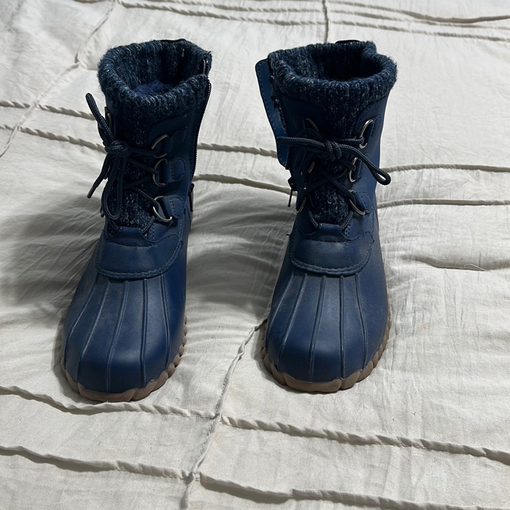 Sperry navy boots size 8